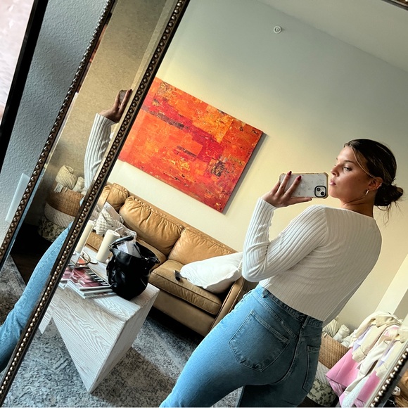 Princess Polly pearl button up sweater - Picture 5 of 5